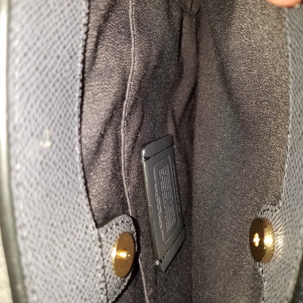 Handbag - Picture 5 of 6